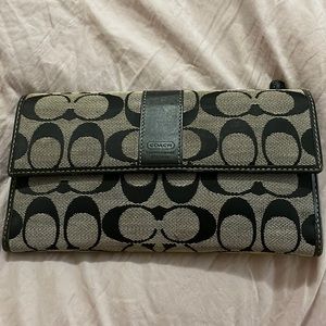 Coach wallet
